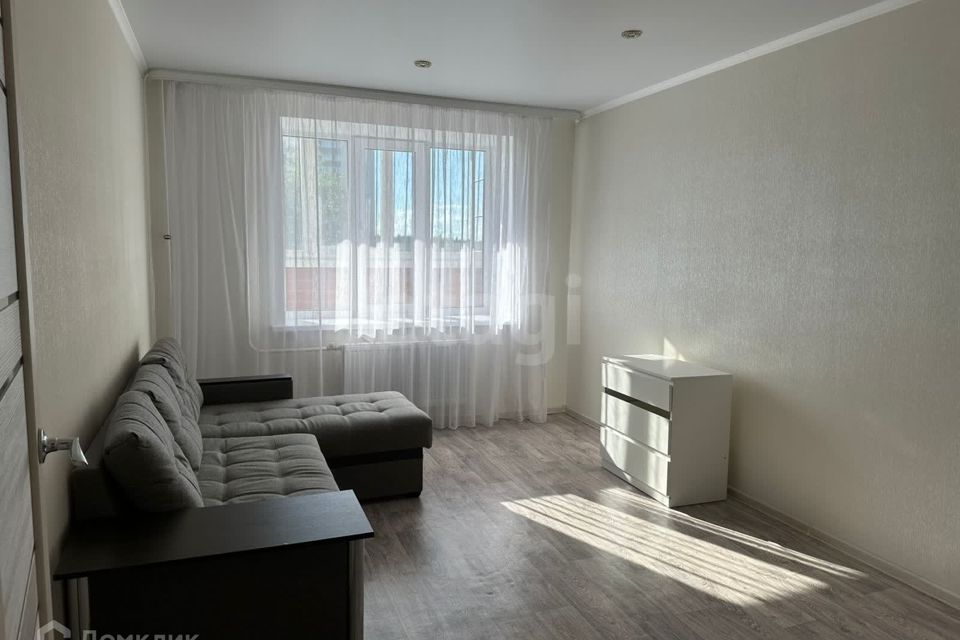 Продаётся 1-комнатная квартира, 41.8 м²