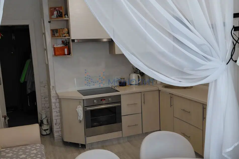 Продаётся 1-комнатная квартира, 41.8 м²