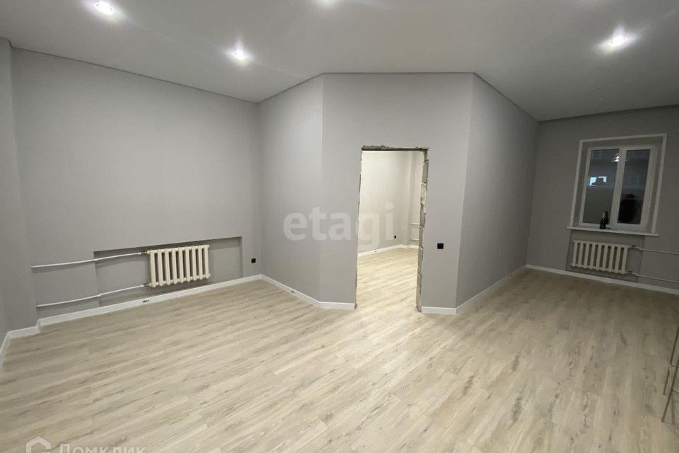 Продаётся 3-комнатная квартира, 100 м²