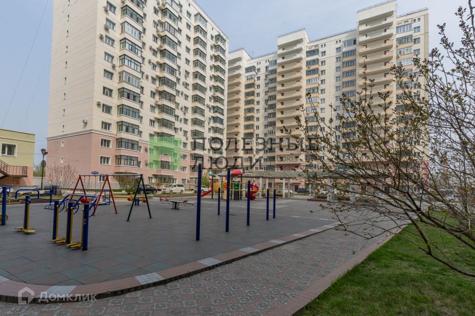 Продаётся 2-комнатная квартира, 65.4 м²