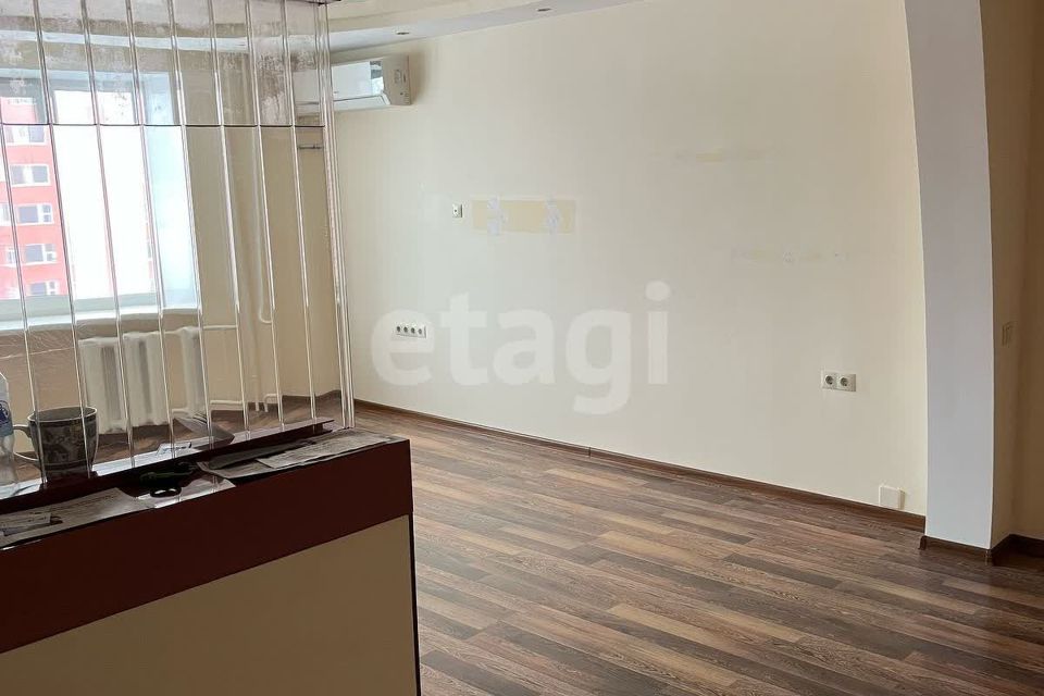 Продаётся 3-комнатная квартира, 100.9 м²