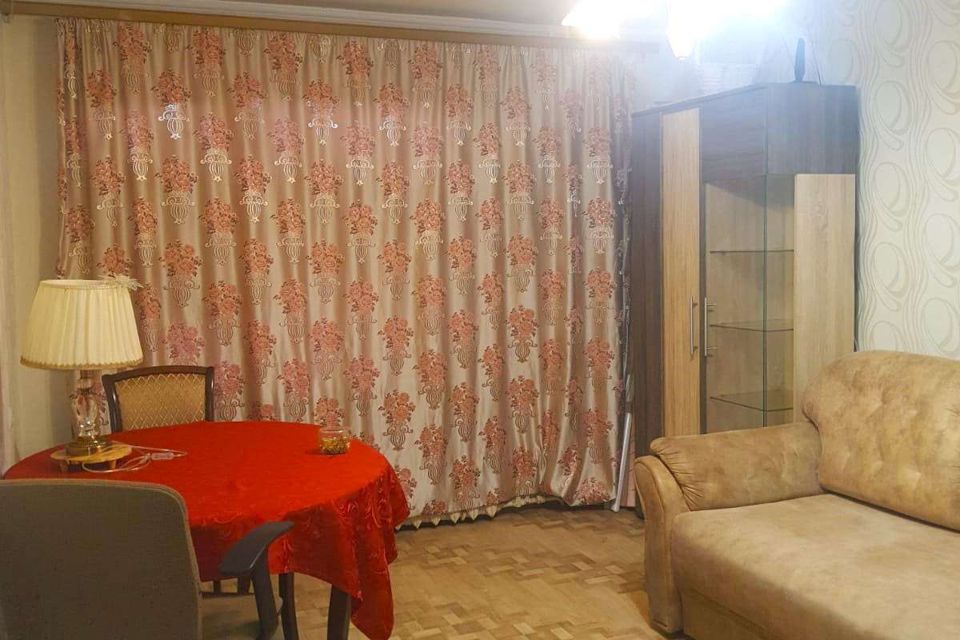 Сдаётся 1-комнатная квартира, 32 м²