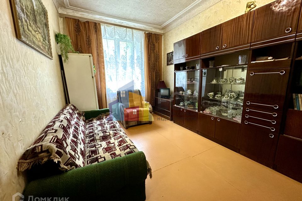 Продаётся 1-комнатная квартира, 35.9 м²
