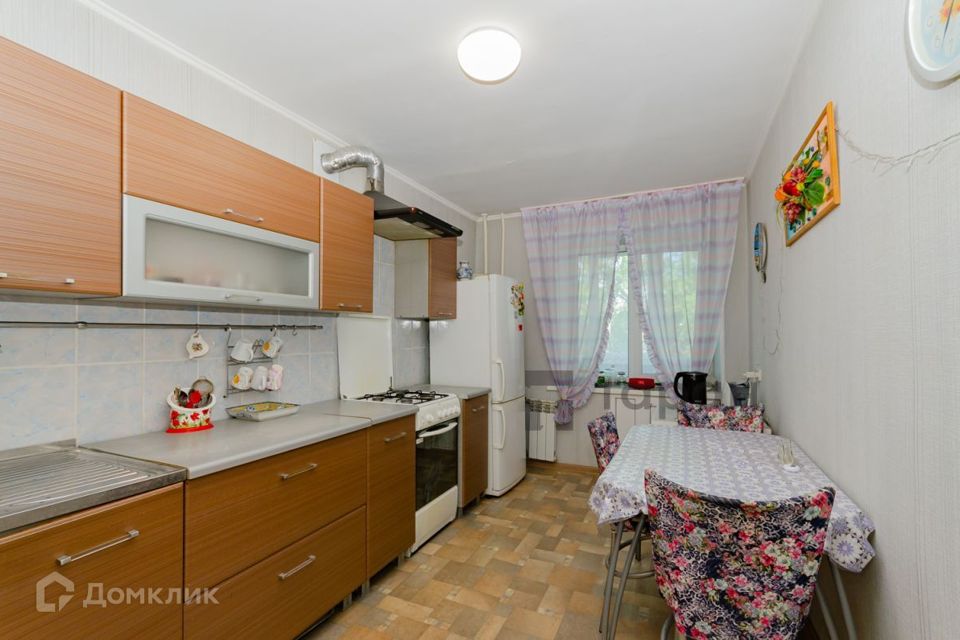 Продаётся 3-комнатная квартира, 61.9 м²