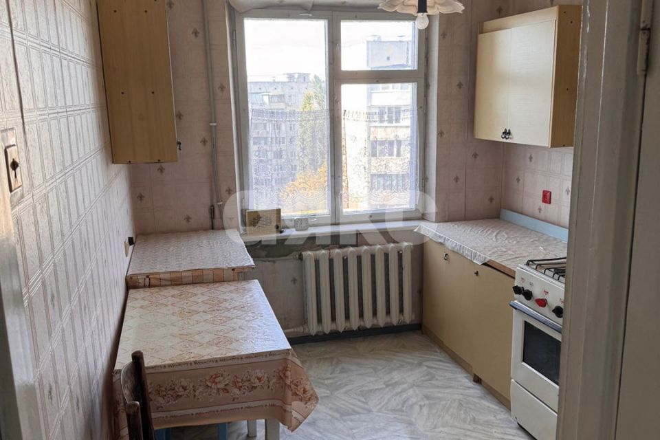 Продаётся 3-комнатная квартира, 59.6 м²