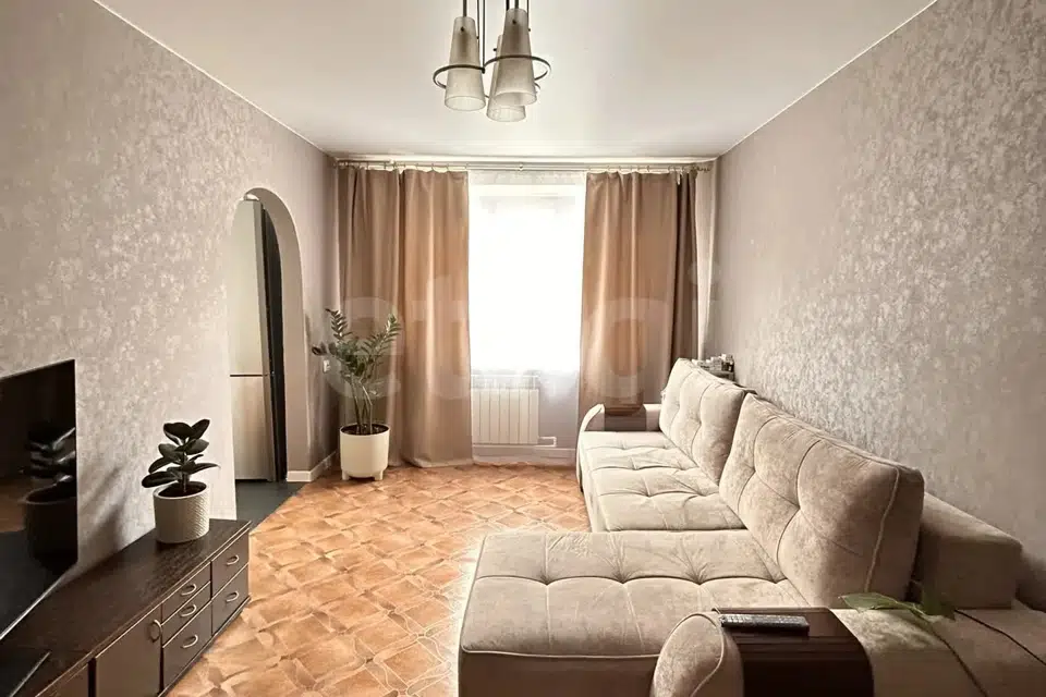 Продаётся 3-комнатная квартира, 60.3 м²