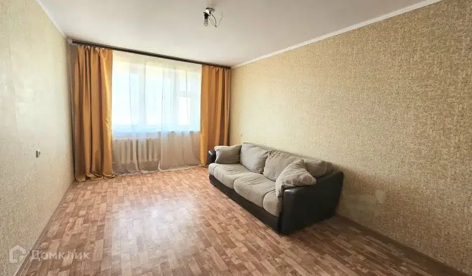 Продаётся 1-комнатная квартира, 43.7 м²