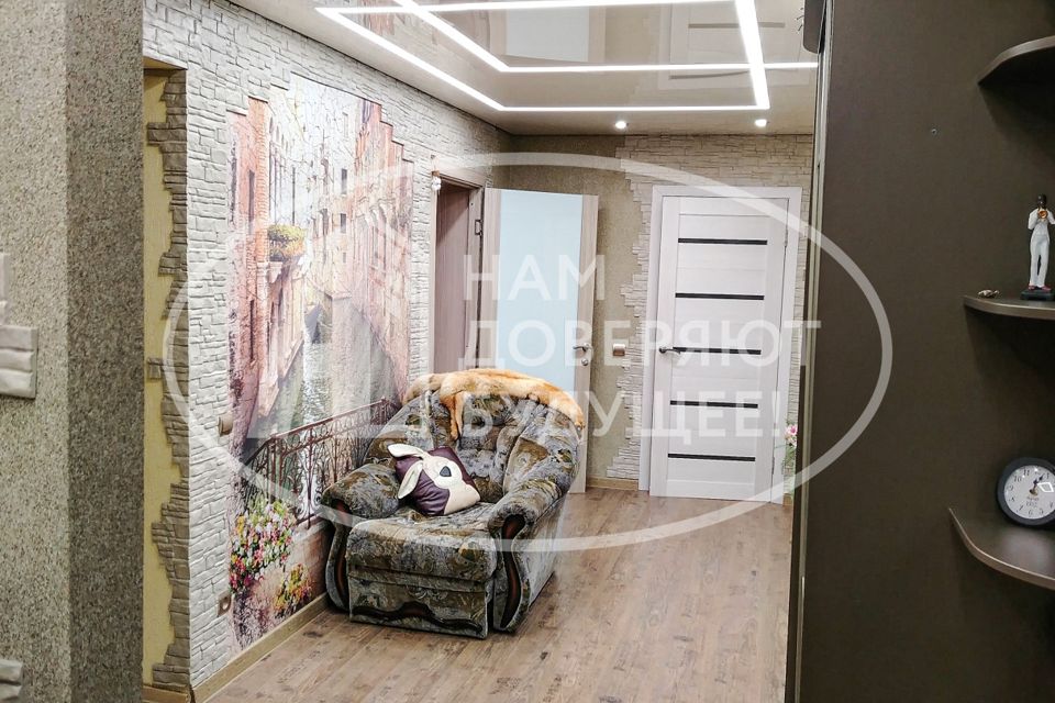 Продаётся 3-комнатная квартира, 107 м²
