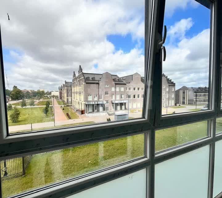 Продаётся 1-комнатная квартира, 42.4 м²