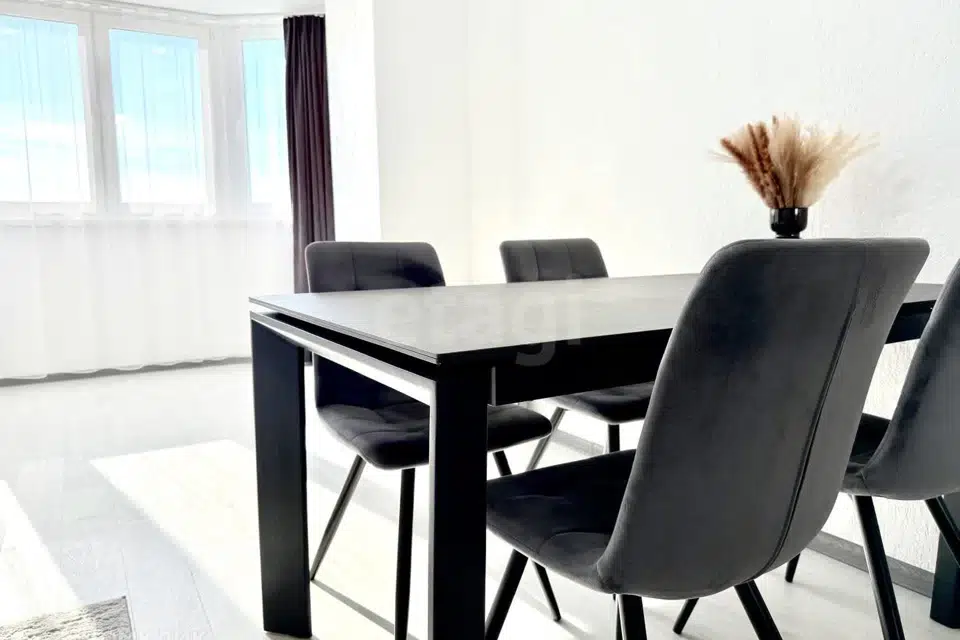 Продаётся 2-комнатная квартира, 58 м²