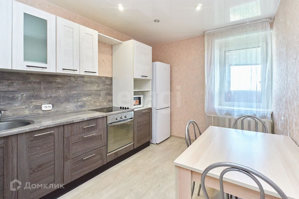 Продаётся 1-комнатная квартира, 37.4 м²