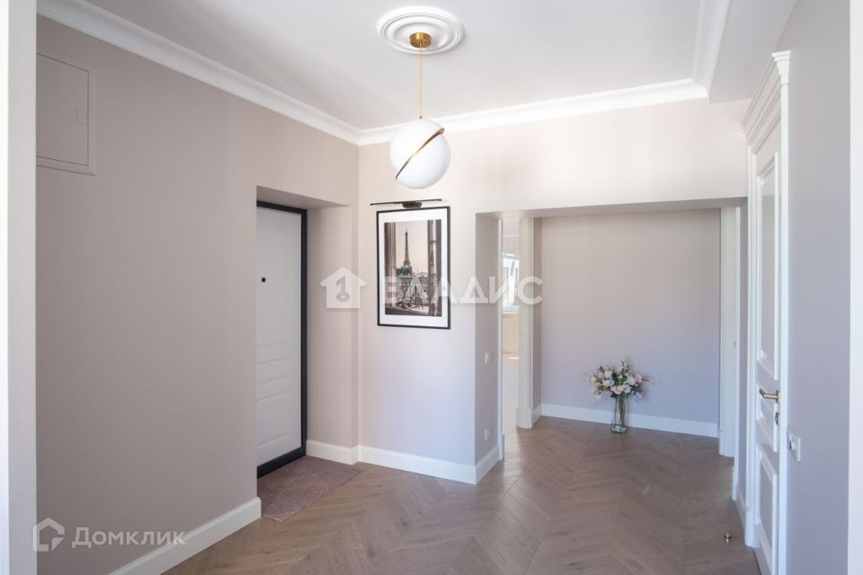 Продаётся 2-комнатная квартира, 73.6 м²