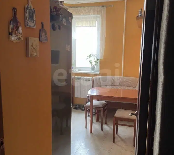Продаётся 2-комнатная квартира, 57.8 м²