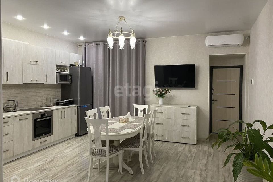 Продаётся 2-комнатная квартира, 80 м²