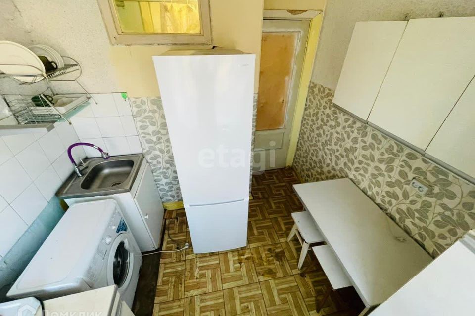 Продаётся 3-комнатная квартира, 49.1 м²