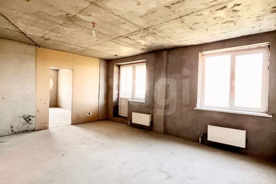 Продаётся 2-комнатная квартира, 60.8 м²