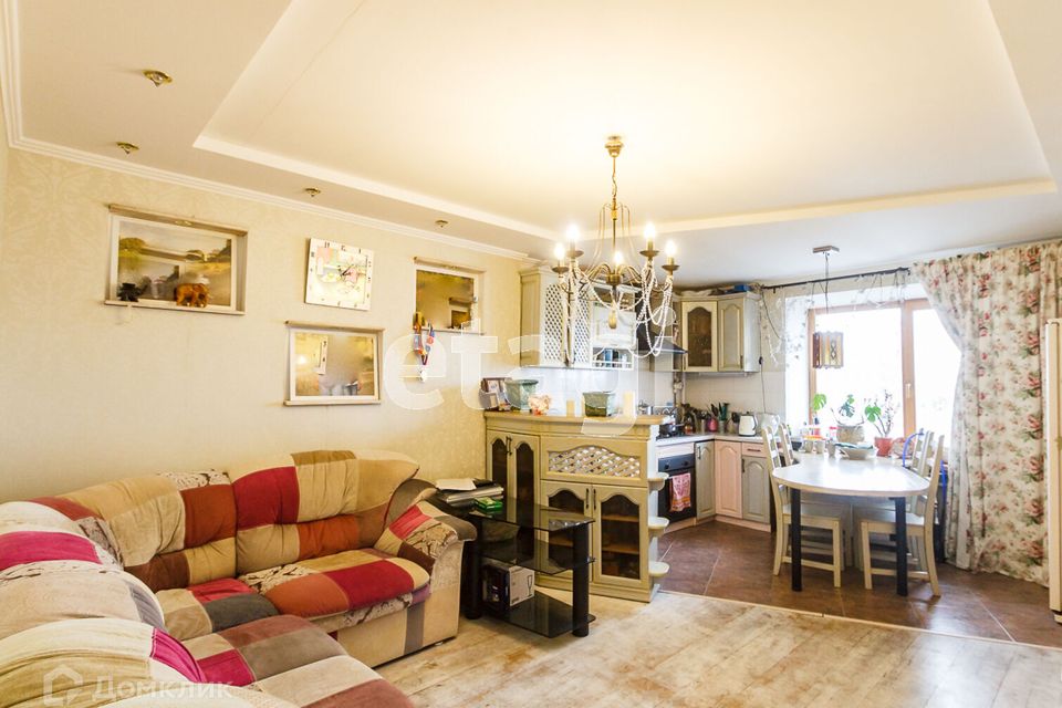 Продаётся 3-комнатная квартира, 87 м²