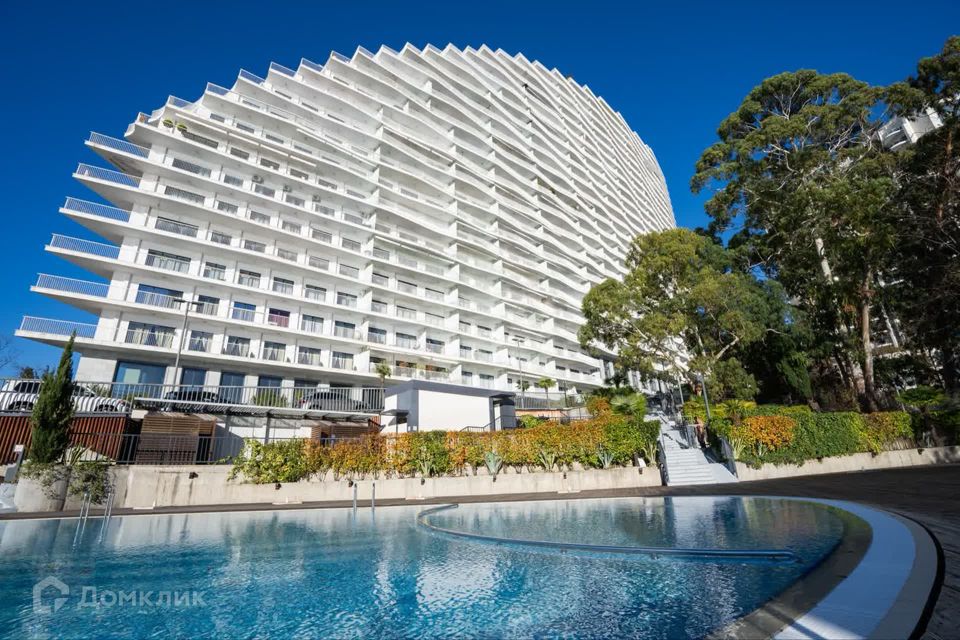 Продаётся 2-комнатная квартира, 101.4 м²