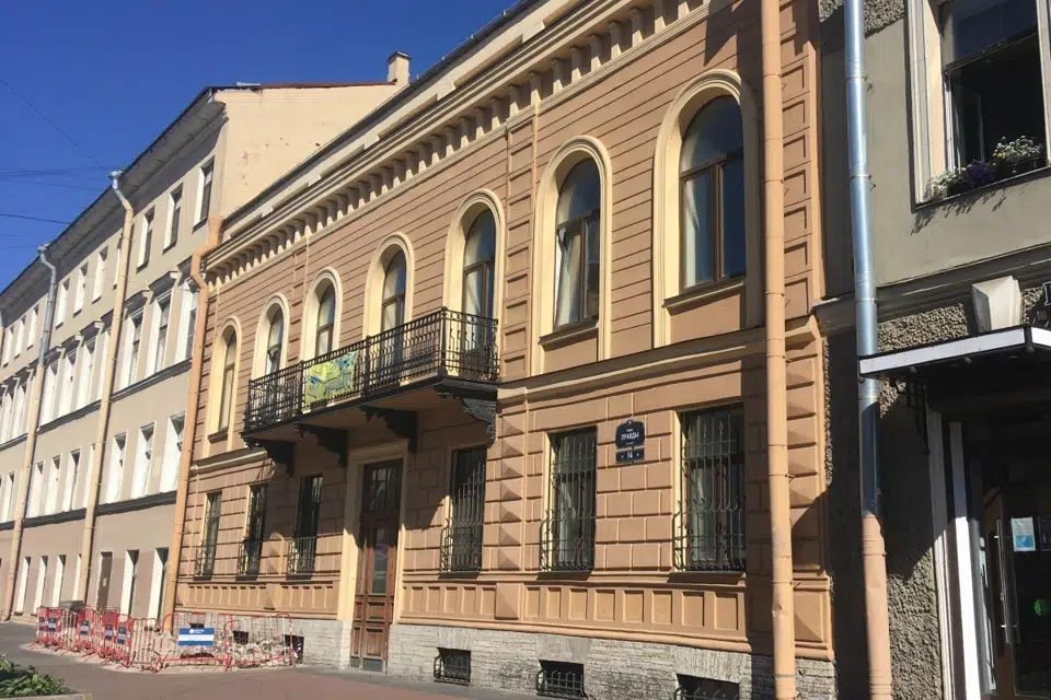 Сдаётся офис, 880 м²