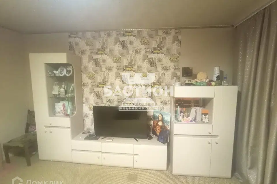 Продаётся 4-комнатная квартира, 84.6 м²