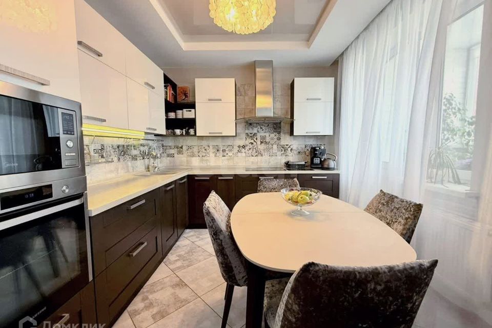 Продаётся 3-комнатная квартира, 88 м²