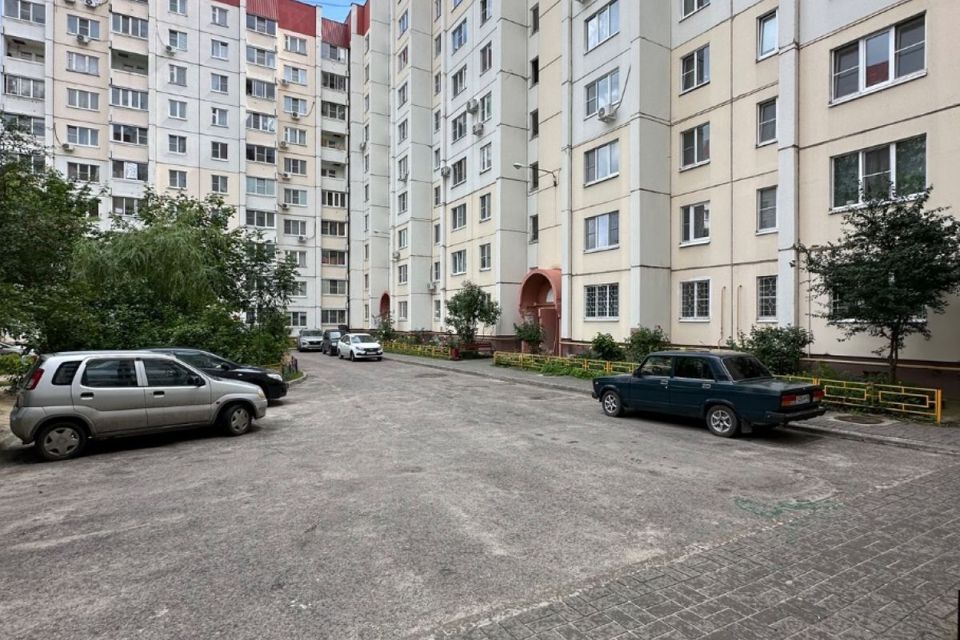 Продаётся 3-комнатная квартира, 70 м²