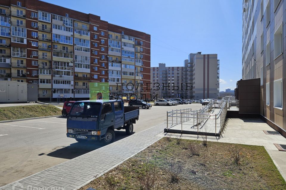 Продаётся 1-комнатная квартира, 40.2 м²