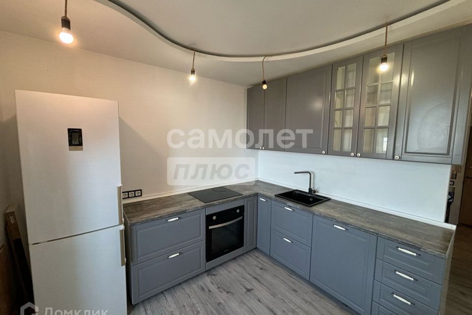 Продаётся 1-комнатная квартира, 43 м²