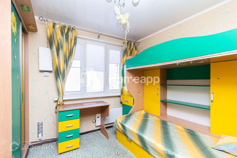 Продаётся 4-комнатная квартира, 108.4 м²