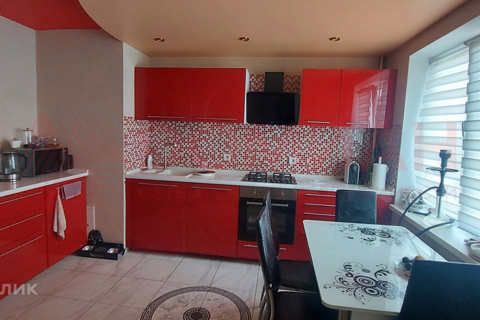 Продаётся 3-комнатная квартира, 103 м²