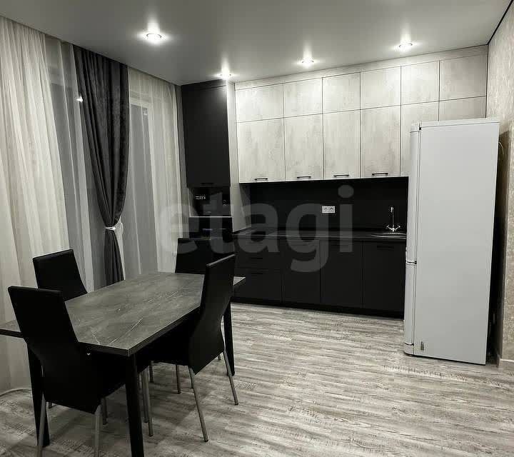 Сдаётся 2-комнатная квартира, 54 м²