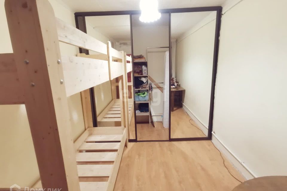 Продаётся 2-комнатная квартира, 42.2 м²