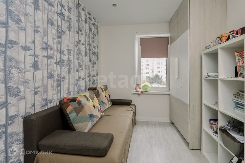 Продаётся 4-комнатная квартира, 78.9 м²