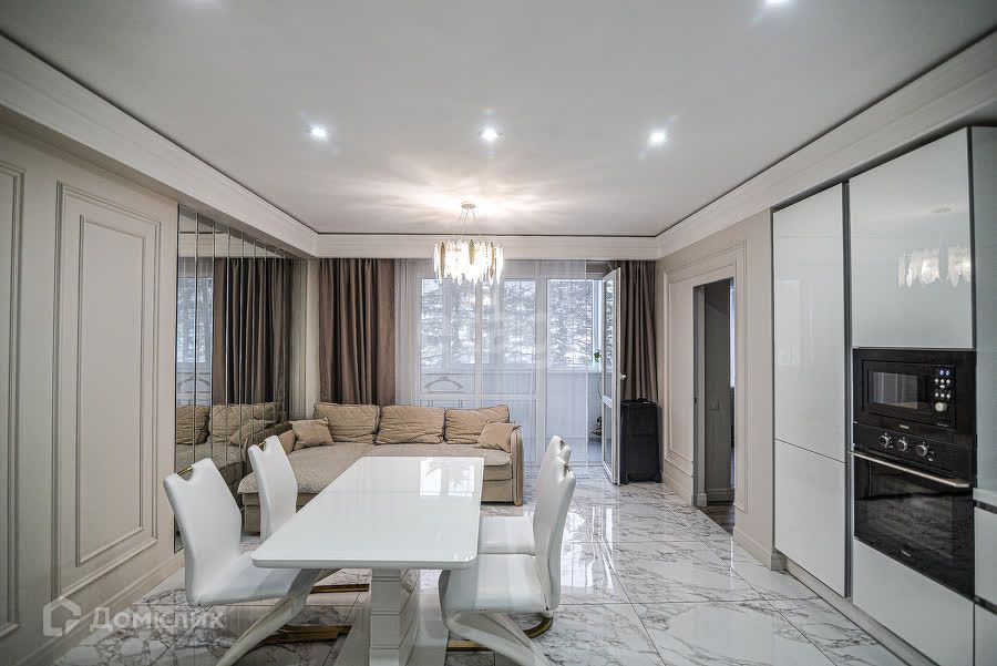 Продаётся 3-комнатная квартира, 95 м²