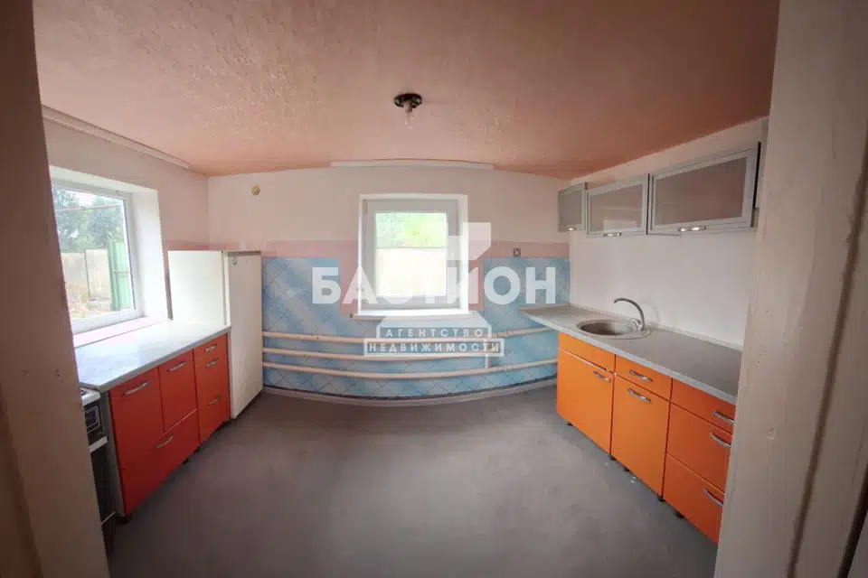 Продаётся 2-этажный дом, 140 м²