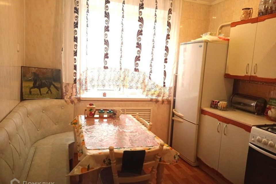 Продаётся 3-комнатная квартира, 63.5 м²