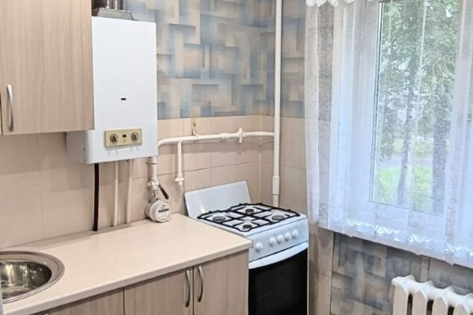 Сдаётся 3-комнатная квартира, 56.2 м²
