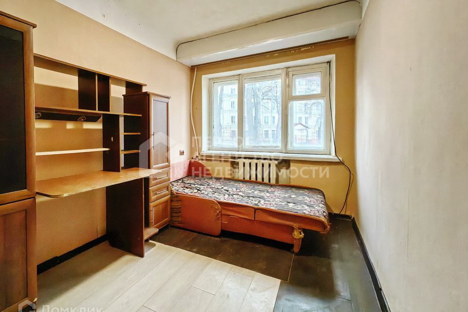 Продаётся 2 комнаты в 5-комн. квартире, 20.4 м²