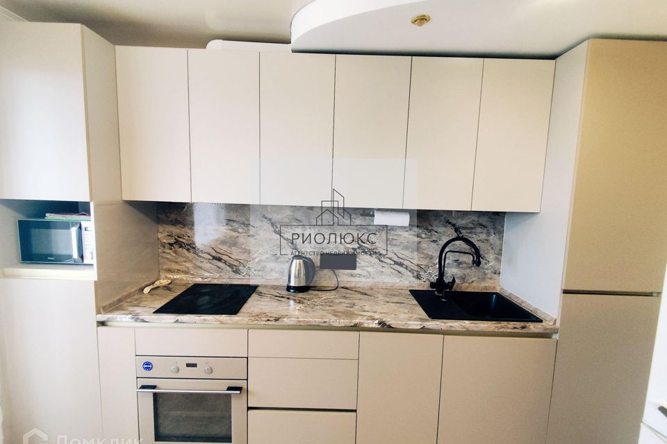 Продаётся 2-комнатная квартира, 65 м²