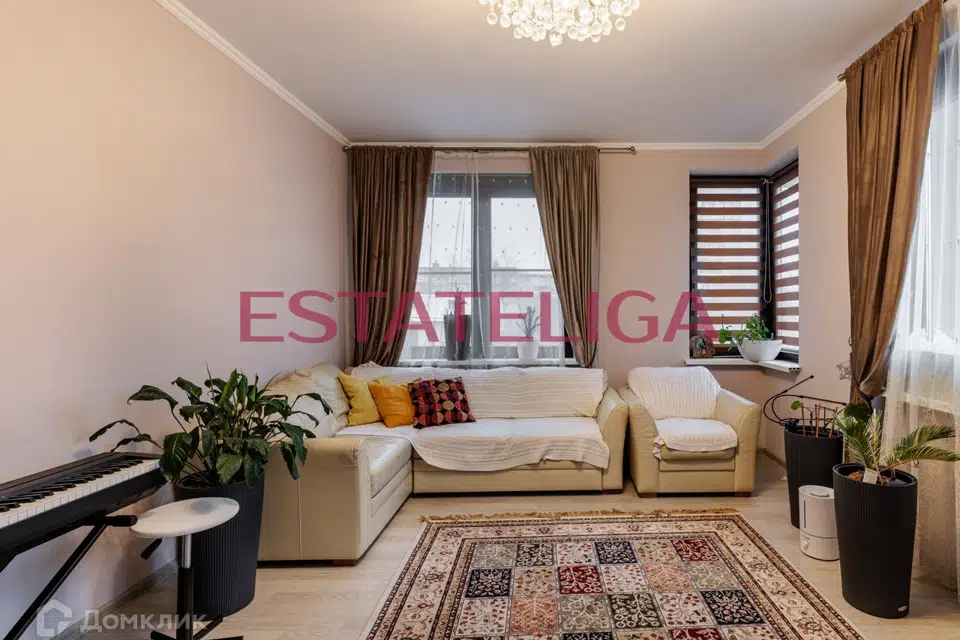 Продаётся 4-комнатная квартира, 120 м²