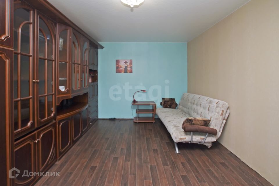 Продаётся 4-комнатная квартира, 77 м²