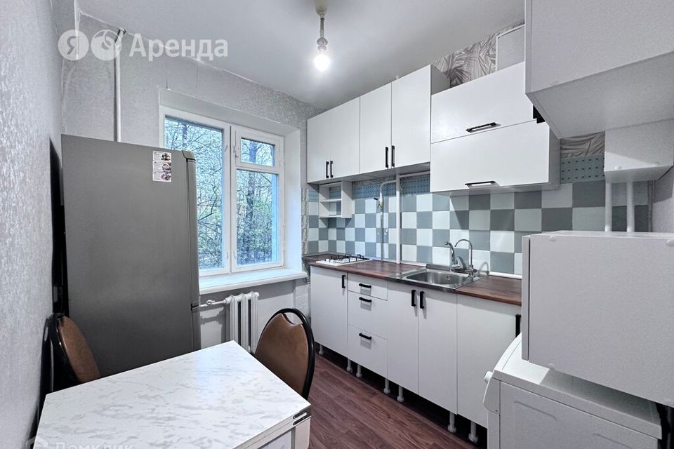 Сдаётся 3-комнатная квартира, 52 м²