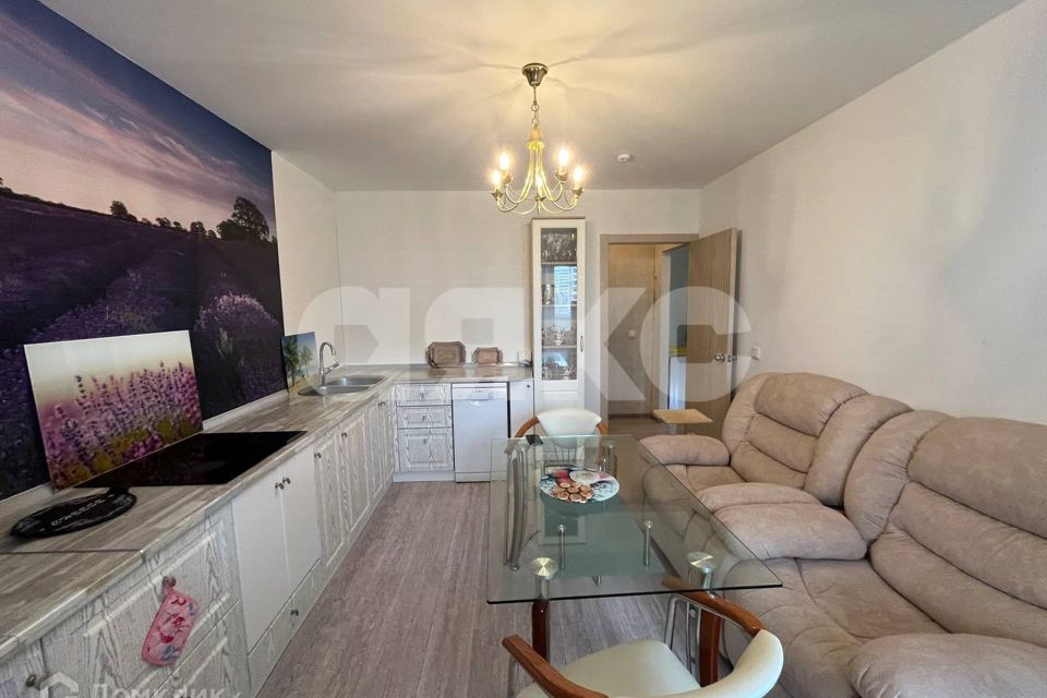 Продаётся 3-комнатная квартира, 90 м²