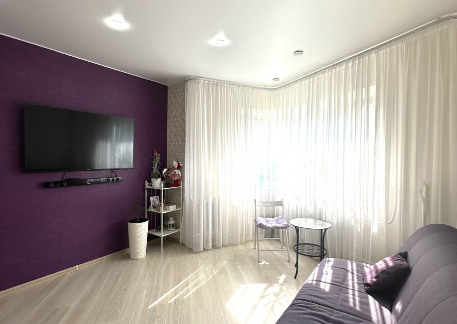 Продаётся 2-комнатная квартира, 53.2 м²