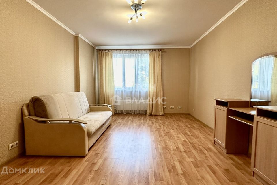 Продаётся 1-комнатная квартира, 42.5 м²