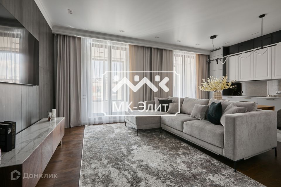 Продаётся 3-комнатная квартира, 101.9 м²