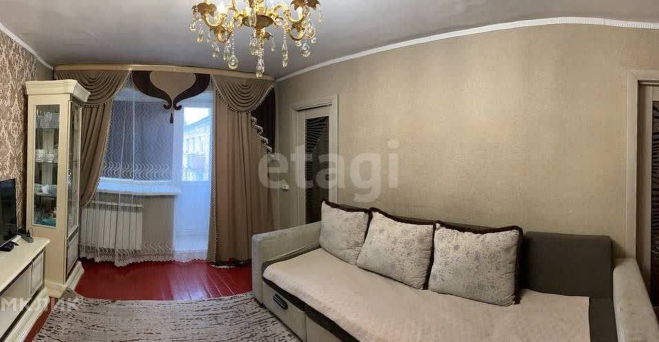 Продаётся 3-комнатная квартира, 48.8 м²