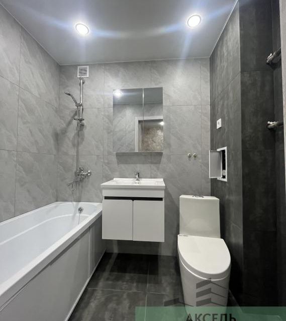 Продаётся 1-комнатная квартира, 38 м²