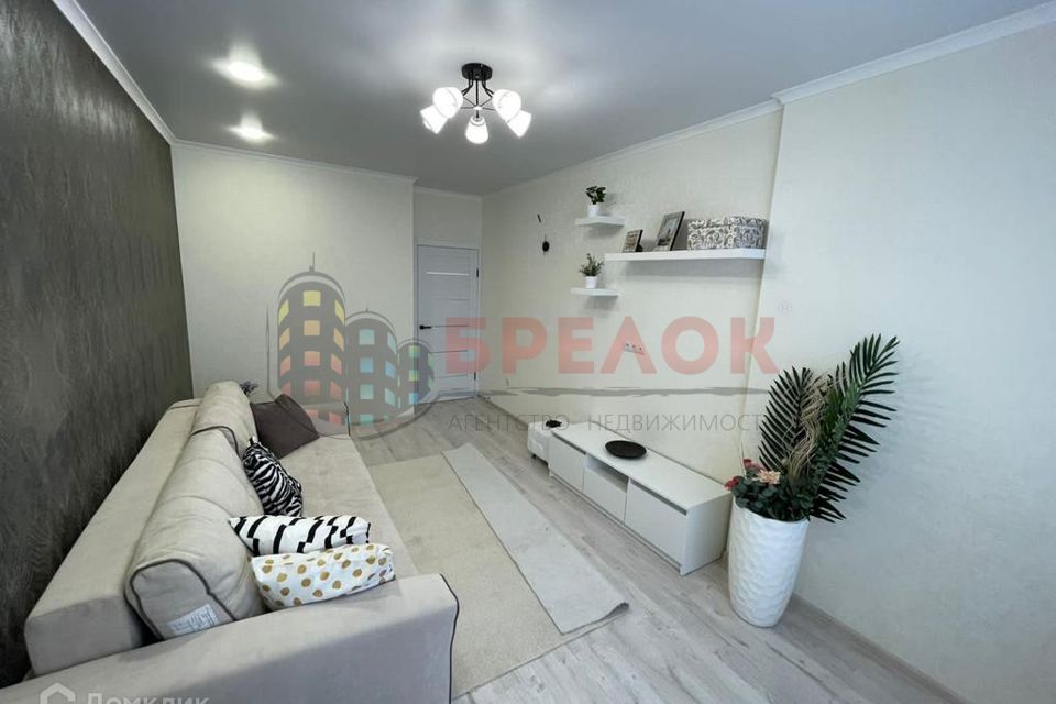Продаётся 1-комнатная квартира, 37 м²