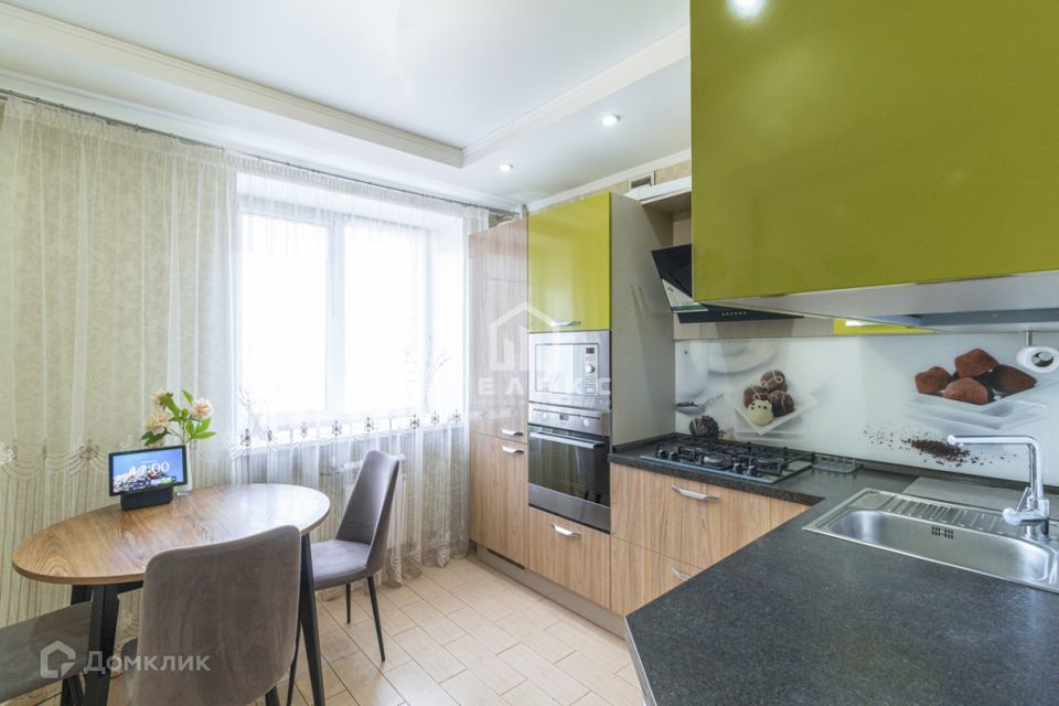 Продаётся 2-комнатная квартира, 54.5 м²